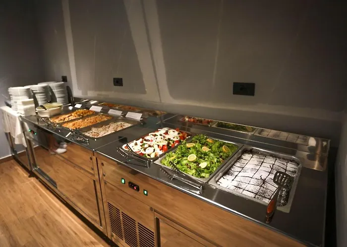 Alvin Comfort Отель Kryemedhej