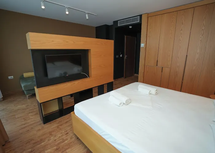 Alvin Comfort Kryemedhej